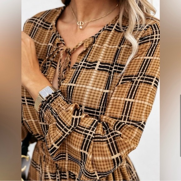 Slit Plaid Tie Neck Long Sleeve
Maxi Dress size large - Picture 3 of 4